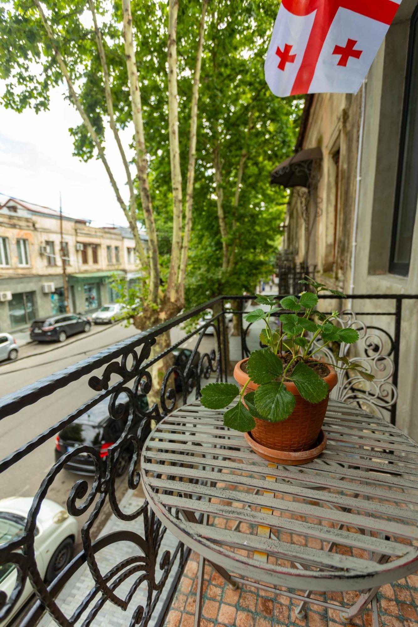 Mulberry Ბჟოლები Διαμέρισμα Κουτάισι Εξωτερικό φωτογραφία